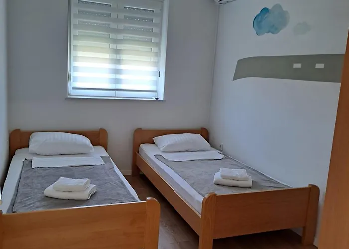 Family & Groups * Zadar