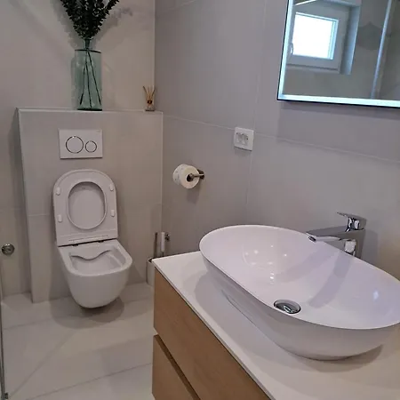 Family & Groups * Задар