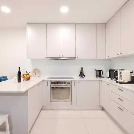 Family & Groups Задар