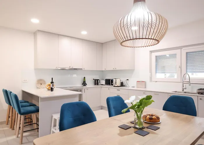 Family & Groups Apartament Zadar